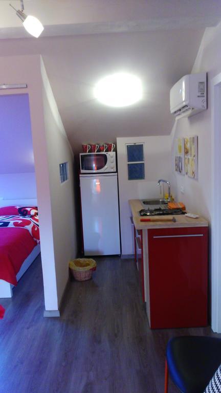 Orange Cube Apartment Fiume Szoba fotó